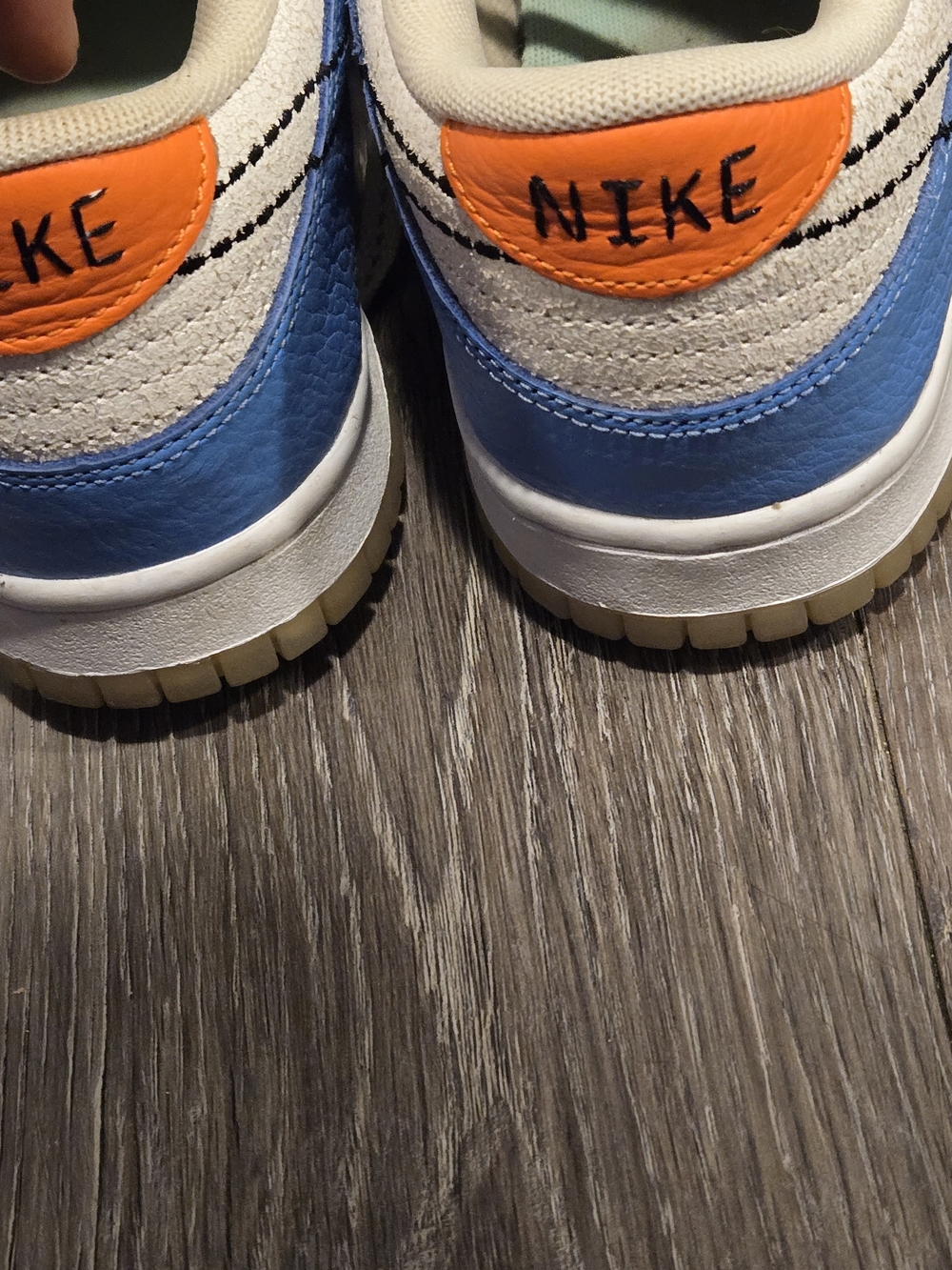 Nike Dunk Low Nike 101 GS DX3363-100 Size 5.5Y Orange Blue Green - Picture 4 of 7